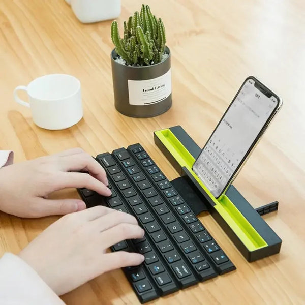 Mini Keyboard Smartphone Stand